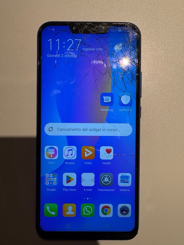 Huawei Mate 20 Lite con scatola
x pezzi/riparare