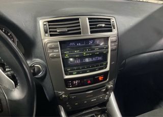 LEXUS IS250 Sport Auto 2010 123.000km Etiqueta C