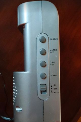 Radio Reloj Despertador Proyectable