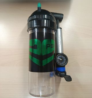 Presurizador de pelotas de tenis y padel