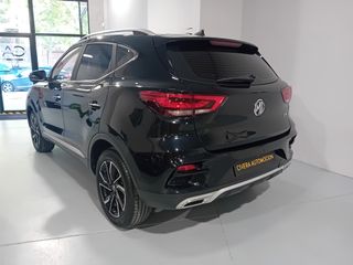 MG ZS 111cv Luxury Automatico