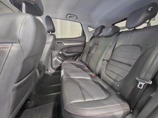 MG ZS 111cv Luxury Automatico