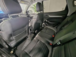 MG ZS 111cv Luxury Automatico