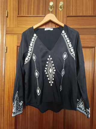 Blusa BODOU PROJECT manga larga bordada Talla S
