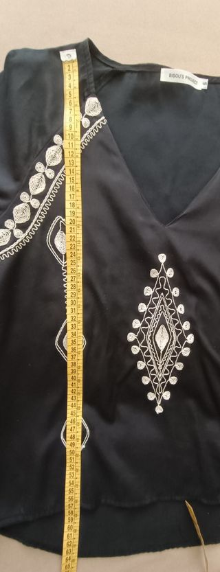 Blusa BODOU PROJECT manga larga bordada Talla S