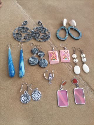 Lote de pendientes variados