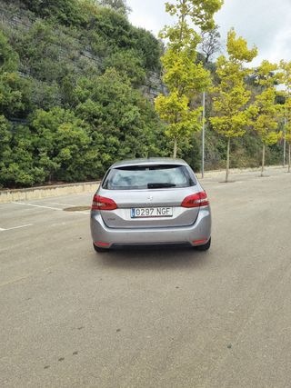 Peugeot 308 2015