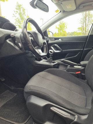 Peugeot 308 2015