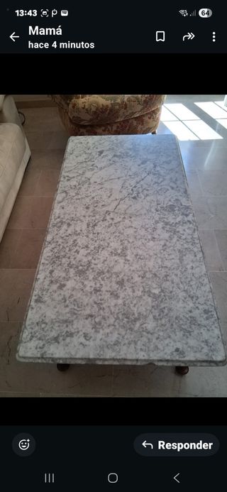 Mesa de centro de mármol