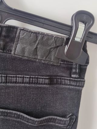 Pantalón vaquero pitillo Bershka mujer Talla XS