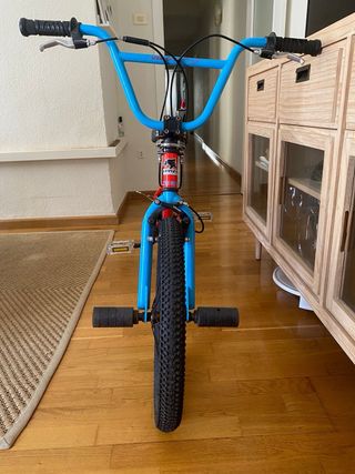 Bicicleta BMX Venzo Cube Rodado 20
