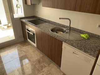 Piso en alquiler en Los Naranjos - Las Brisas en Marbella