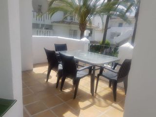 Piso en alquiler en Los Naranjos - Las Brisas en Marbella