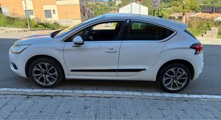 Citroen DS4 2011