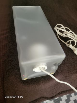 Lámpara de mesa moderna