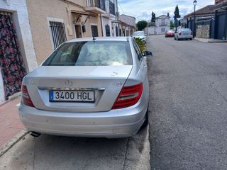 Mercedes-Benz Clase C 2011