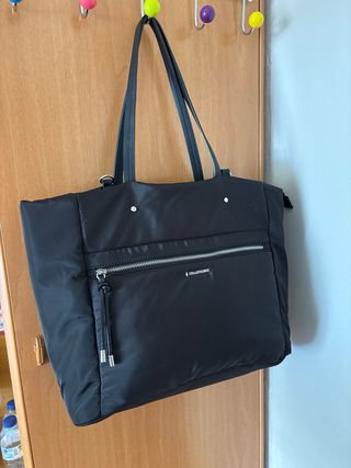 Bolso Negro Stradivarius Acolchado 