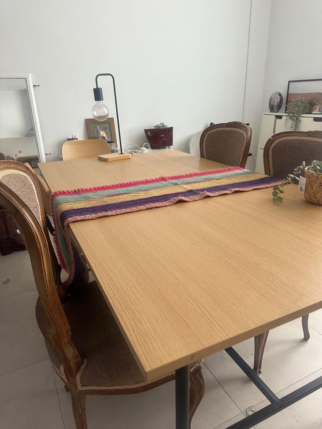 Camino de mesa tejido a mano multicolor. de Perú.