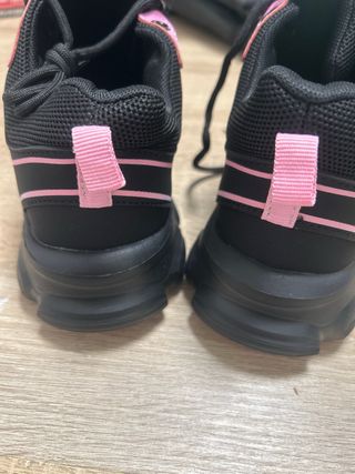 Zapatos UNBURLY mujer negros y rosas