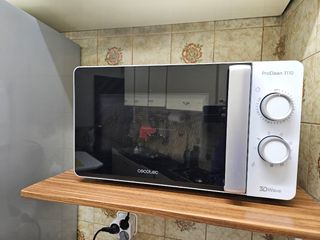 Microondas Cecotec Proclean 3110 Grill 20L