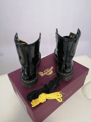 Botas Dr. Martens charol negras