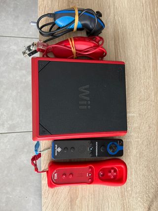 Nintendo Wii Mini Roja