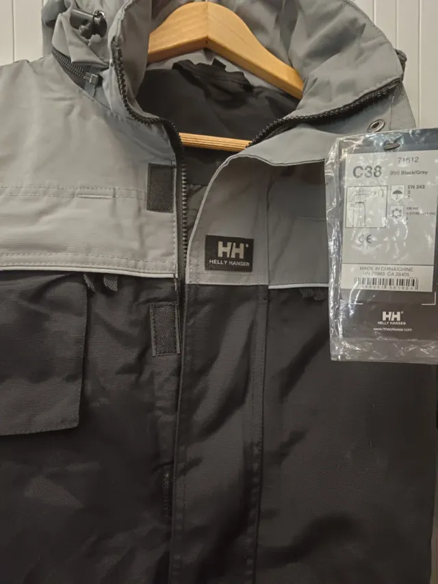Helly Hansen buzo a estrenar