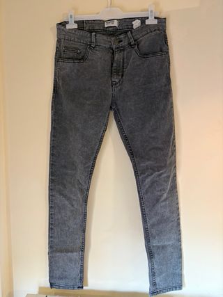 Pantalones y camisas hombre