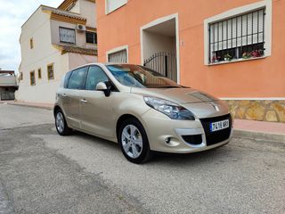 Renault Scenic 2025
