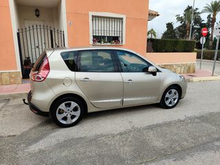 Renault Scenic 2025