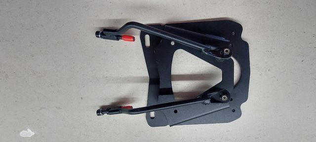 Soporte Maletas BMW GS 310 - Kit Fijación