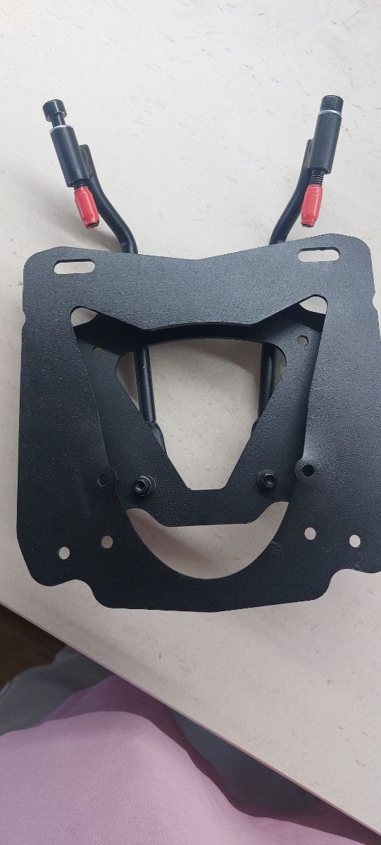 Soporte Maletas BMW GS 310 - Kit Fijación