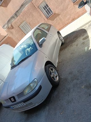 sest Seat  2000