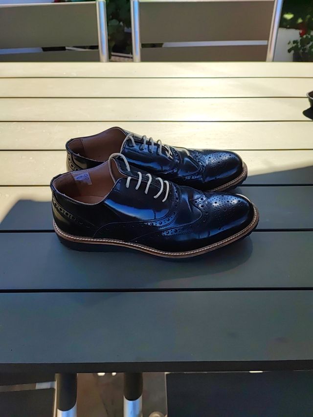 Zapatos elegantes hombre negros