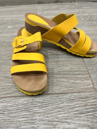 Sandalias Amarillas Talla 41