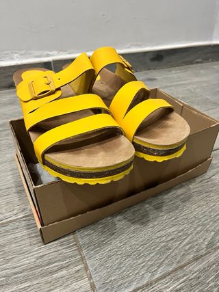 Sandalias Amarillas Talla 41