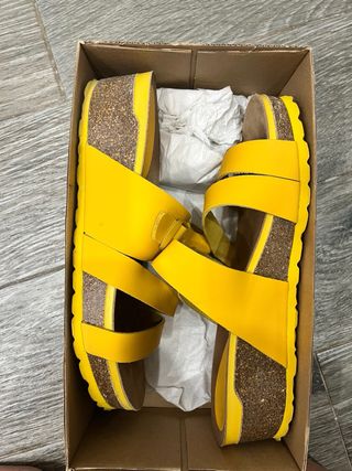 Sandalias Amarillas Talla 41