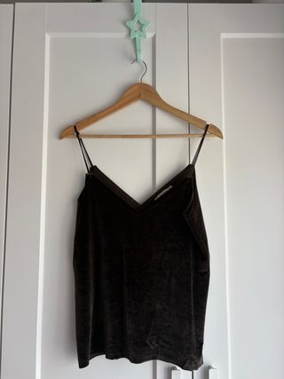 Blusa terciopelo Pull&Bear marrón