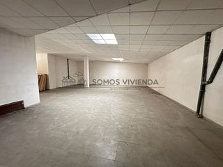Local comercial en alquiler en Universidad en Ourense