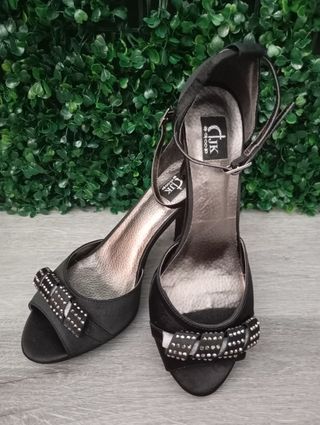 Zapatos de tacón negros 39
