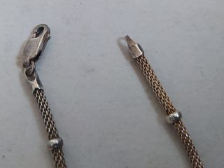 Bonito collar tipo gargantilla de diseño italiano 