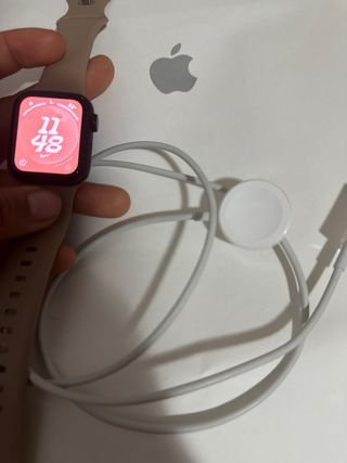 Apple Watch SE Beige con Cargador