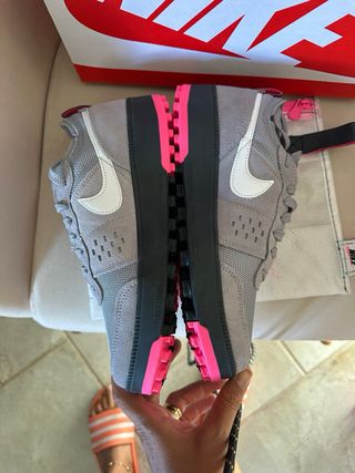 Zapatillas Nike City Gris y Rosa