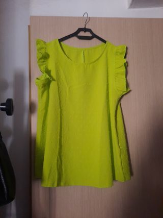 Maglietta lime maniche a sbuffo