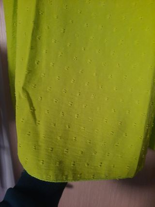 Maglietta lime maniche a sbuffo