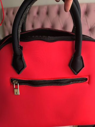 Bolso Save My Bag Rojo y Negro Asa Corta