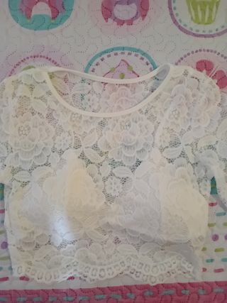Camiseta blanca de encaje manga larga