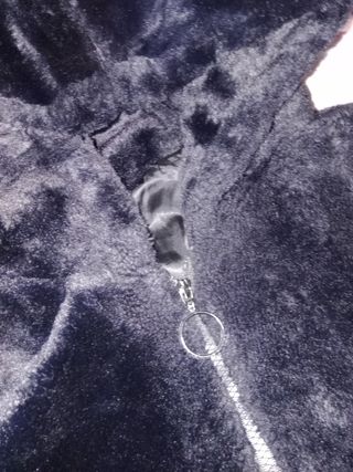 Chaqueta negra de pelo muy caliente