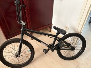 Bicicleta BMX Colony