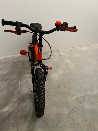 Bicicleta infantil Btwin naranja